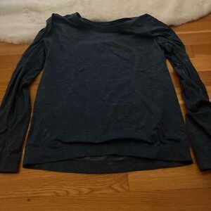 Green ish blue Long Sleeve lululemon top